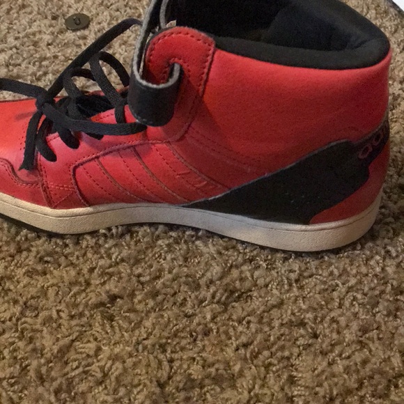 Shoes - Picture 5 of 6